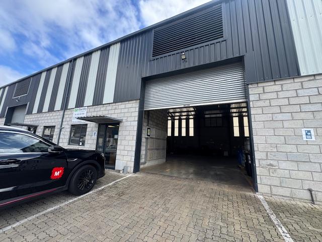 To Let Commercial Property for Rent in Cotswold Eastern Cape